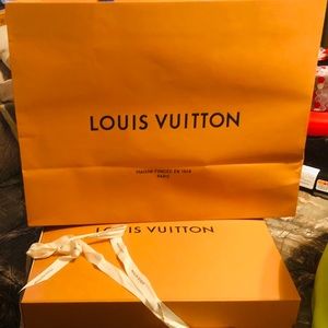 Authentic Louis Vuitton XL Bag, Box, Ribbon